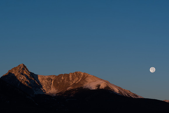 Willow Peak moonset sunrise #2